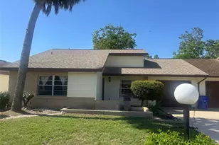 8 Jasmine St, Lake Placid, FL 33852 - Photo 1