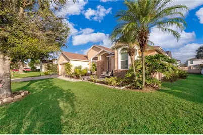 702 Via Bianca Drive, Davenport, FL 33896 - Photo 1
