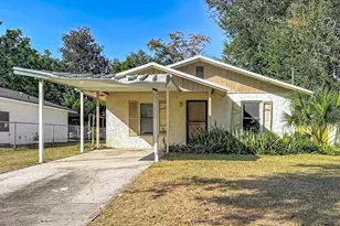 1807 N Barnes St, Plant City, FL 33563 - Photo 1