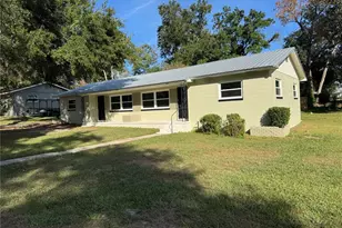1639 NE 16th Ave, Ocala, FL 34470 - Photo 1