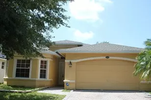 2910 Bonita Cir, Kissimmee, FL 34744 - Photo 1