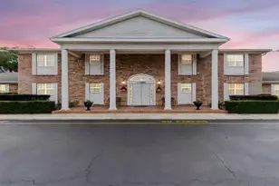 4270 Lake Underhill Rd, Orlando, FL 32803 - Photo 1