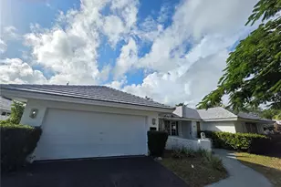 6011 NE 19th Ave, Fort Lauderdale, FL 33308 - Photo 1
