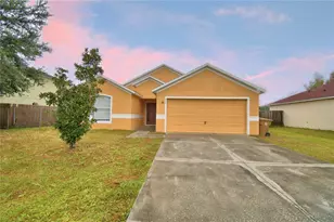 662 Basingstoke Ct, Kissimmee, FL 34758 - Photo 1