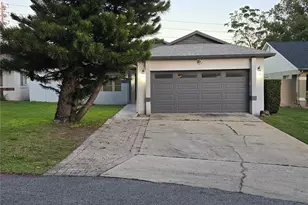 927 Grand Cayman Ct, Orlando, FL 32835 - Photo 1