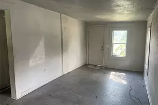 507 N 6th St, Haines City, FL 33844 - Photo 1