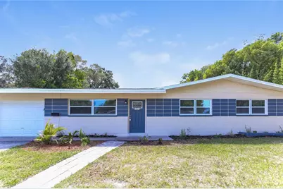 3828 Neptune Drive SE, Saint Petersburg, FL 33705 - Photo 1
