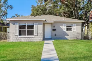 2045 14th St S, Saint Petersburg, FL 33705 - Photo 1