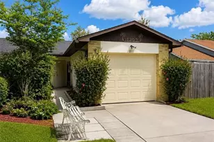 1303 Candlewyck Dr, Orlando, FL 32807 - Photo 1