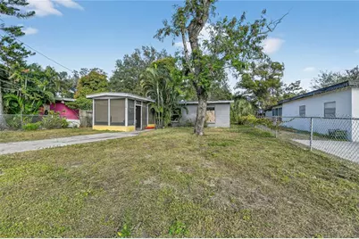 1927 7th Avenue E, Bradenton, FL 34208 - Photo 1