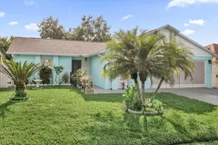 254 Magellan Dr, Kissimmee, FL 34758 - Photo 1