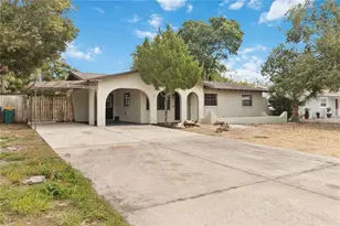 608 Dora Ave, Tavares, FL 32778 - Photo 1