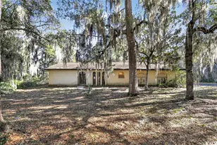 885 Braddock Rd, Deltona, FL 32725 - Photo 1