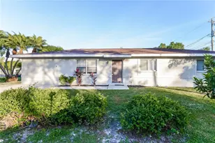 1706 17th Ave Dr E, Palmetto, FL 34221 - Photo 1