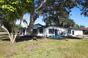 341 Hammond St, New Smyrna Beach, FL 32168 - Photo 1