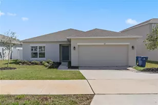 407 Kestrel Dr, Groveland, FL 34736 - Photo 1