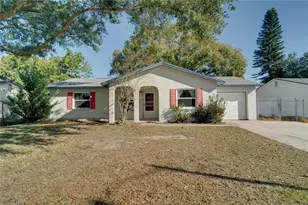 681 Royal Palm Dr, Kissimmee, FL 34743 - Photo 1