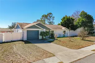107 Summerhill Ct, Minneola, FL 34715 - Photo 1