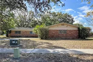 3700 Dana Shores Dr, Tampa, FL 33634 - Photo 1