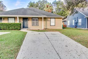 438 Jennifer Ln, Eustis, FL 32726 - Photo 1