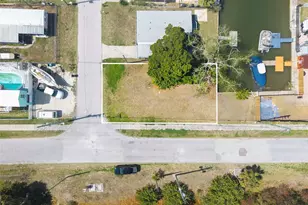 13627 Delmar Dr, Hudson, FL 34667 - Photo 1