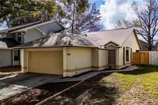 1254 Indian Bluff Dr, Apopka, FL 32703 - Photo 1