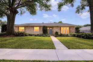 320 White Oak Cir, Maitland, FL 32751 - Photo 1