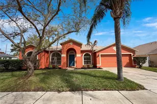 2727 Valencia Grove Dr, Valrico, FL 33596 - Photo 1