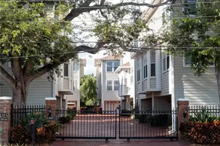 3315 W De Leon St, Tampa, FL 33609 - Photo 1