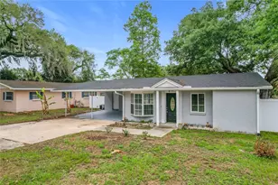 1915 Sylvester Rd, Lakeland, FL 33803 - Photo 1