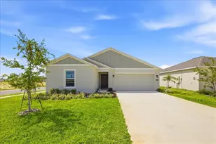 2350 McKinley Dr, Lake Wales, FL 33853 - Photo 1