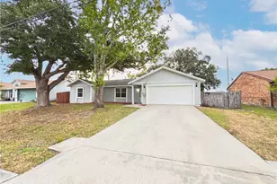 967 Lamplighter Dr NW, Palm Bay, FL 32907 - Photo 1