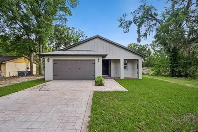 420 E 10th Street, Apopka, FL 32703 - Photo 1