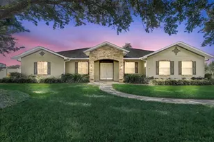 8314 Vintage Dr, Orlando, FL 32835 - Photo 1