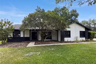199 E Crest Ave, Winter Garden, FL 34787 - Photo 1