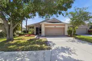 823 Springwood Cir, Bradenton, FL 34212 - Photo 1