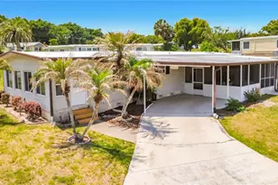 2002 SW Live Oak Ln, Zellwood, FL 32798 - Photo 1