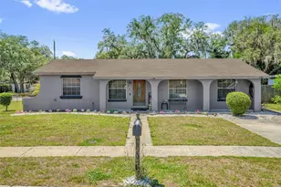 727 Baywood Cir, Sanford, FL 32773 - Photo 1