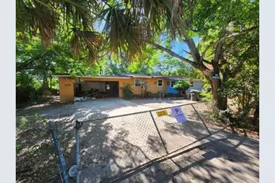 1127 Robinson Avenue, Apopka, FL 32703 - Photo 1