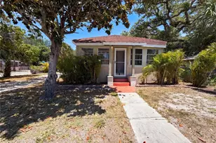 2228 N Orange Ave, Sarasota, FL 34234 - Photo 1