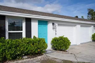 2233 Michele Dr, Sarasota, FL 34231 - Photo 1