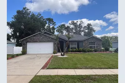 929 Lake Lindley Drive N, Deland, FL 32724 - Photo 1