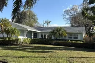 3942 11th Ave N, Saint Petersburg, FL 33713 - Photo 1