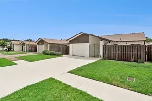 2026 Kings Crossing SW, Winter Haven, FL 33880 - Photo 1