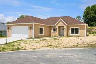 95 Fairway Cir, Umatilla, FL 32784 - Photo 1