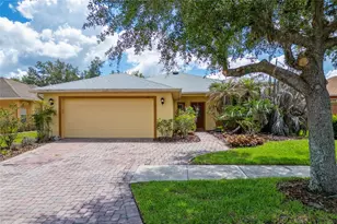 106 Vista Dr, Kissimmee, FL 34759 - Photo 1