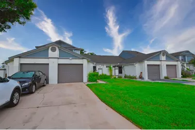 72 Lakepointe Circle, Kissimmee, FL 34743 - Photo 1