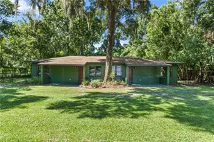 2152 NE 3rd St, Ocala, FL 34470 - Photo 1