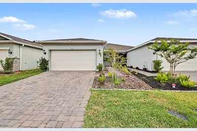 2739 Summer Retreat Lane, Kissimmee, FL 34744 - Photo 1