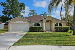1386 Fallwood Dr, Deltona, FL 32725 - Photo 1